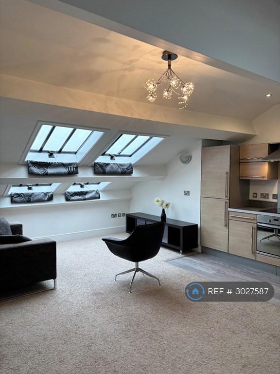 1 bedroom flat in Charter House, Preston, PR1 (1 bed) (#3027587)