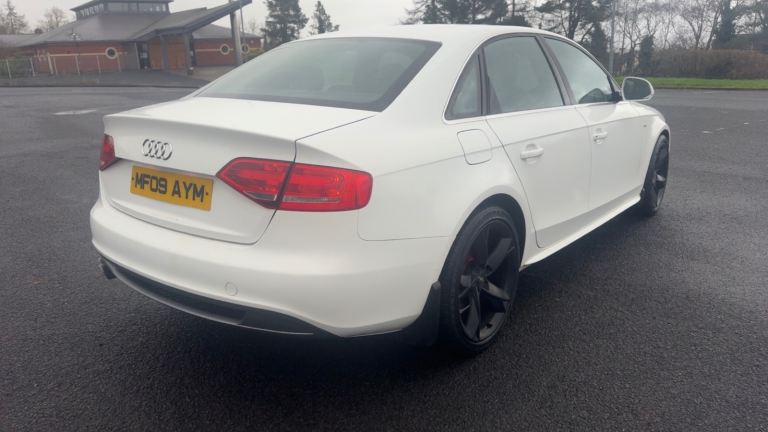 Audi, A4, Saloon, 2009, Manual, 1968 (cc), 4 doors