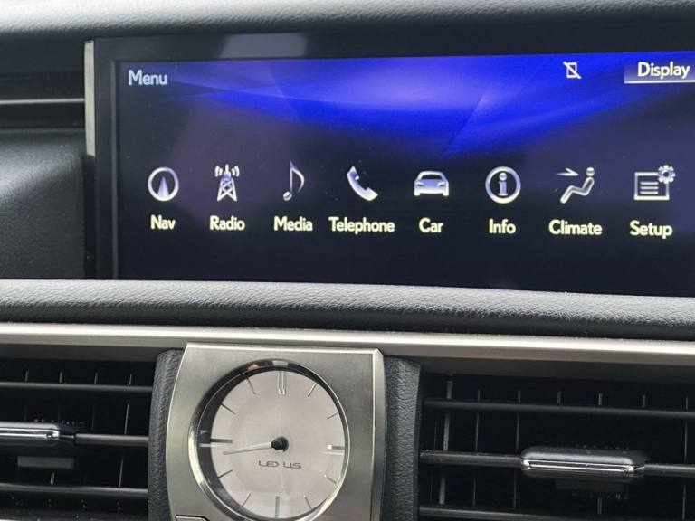 2017 Lexus IS 2.5 300h Premier Saloon 4dr Petrol Hybrid E-CVT Euro 6 (s/s) (223 ps) Saloon PETROL...