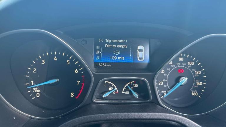 2016 Ford Focus 1.0 EcoBoost 125 Zetec 5dr HATCHBACK PETROL Manual