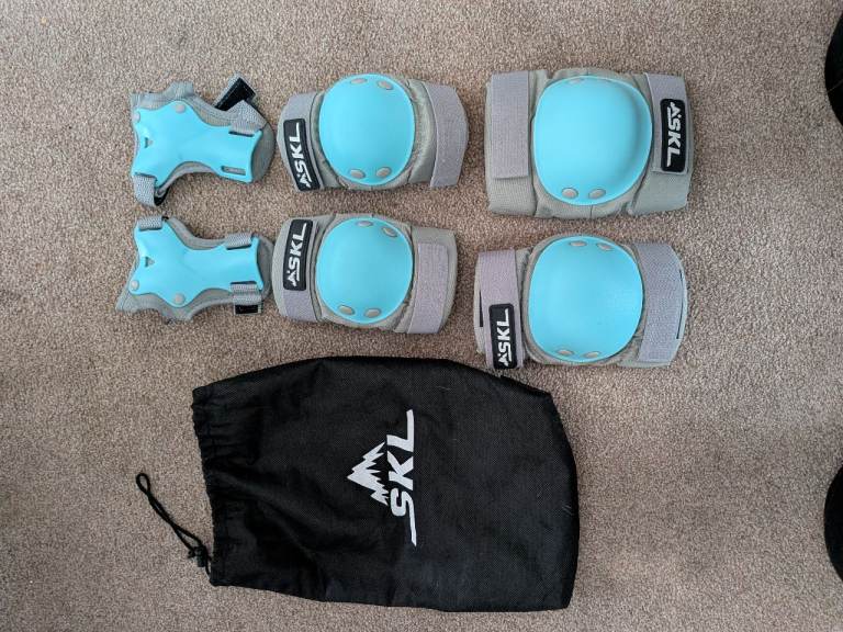 SKL Protective Gear Set – Blue, Good Condition