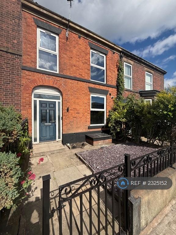 1 bedroom in Manchester Road, Bury, BL9 (#2325152)
