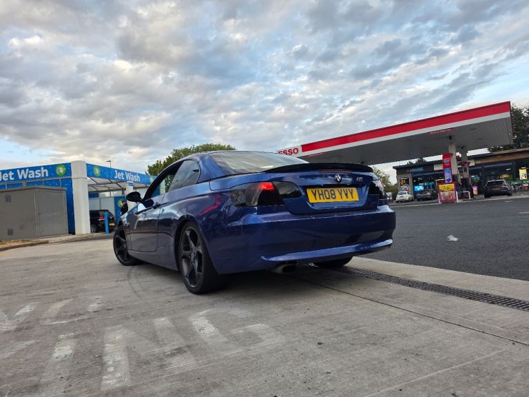 BMW E93 320d Convertible