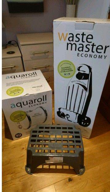 Aquaroll & Waste Master Set, plus step, brand new