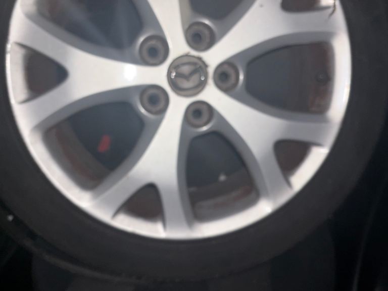 4x 17” Mazda rims bring new tyres on all 