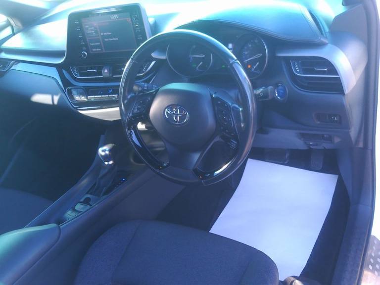 2022 Toyota C-HR 1.8 VVT-h GPF Icon SUV 5dr Petrol Hybrid CVT Euro 6 (s/s) (122 ps) HATCHBACK PET...