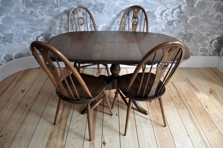 Vintage Retro Ercol Chester Extending Dining Table and 4 Swan back Chairs