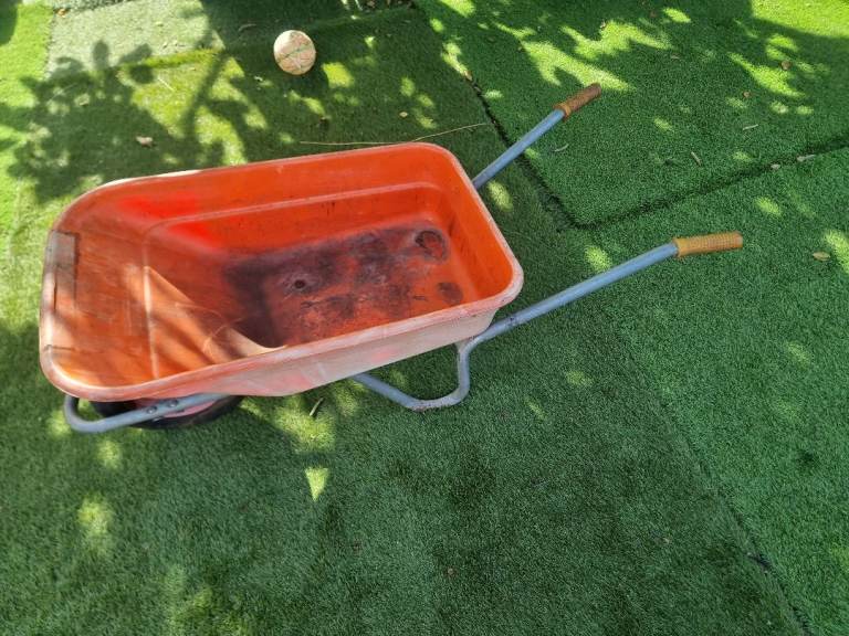 Wheelbarrow 
