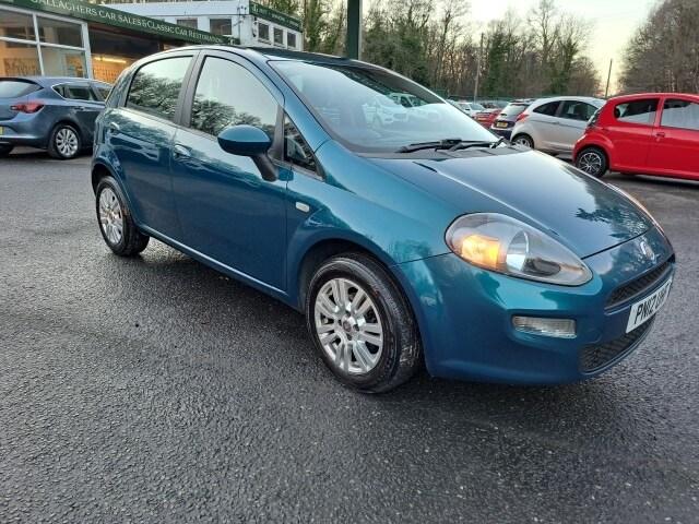 2012 Fiat Punto 1.4 Easy 5dr HATCHBACK Petrol Manual