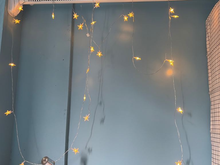 Star-Shaped LED String Lights - Battery Operated