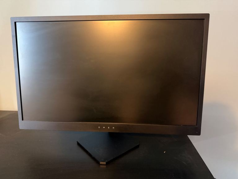 OMEN Gaming Monitor – Black, Good Condition