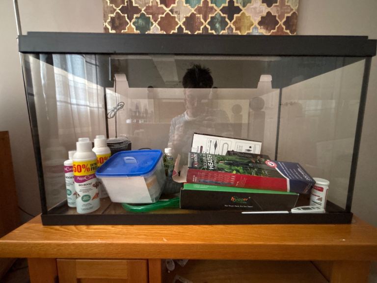 80 litre aquarium + extras
