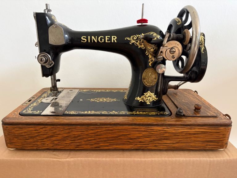Singer Manual Sewing Machine