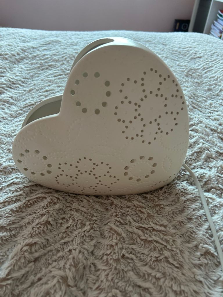 Heart shaped ceramic lamp 