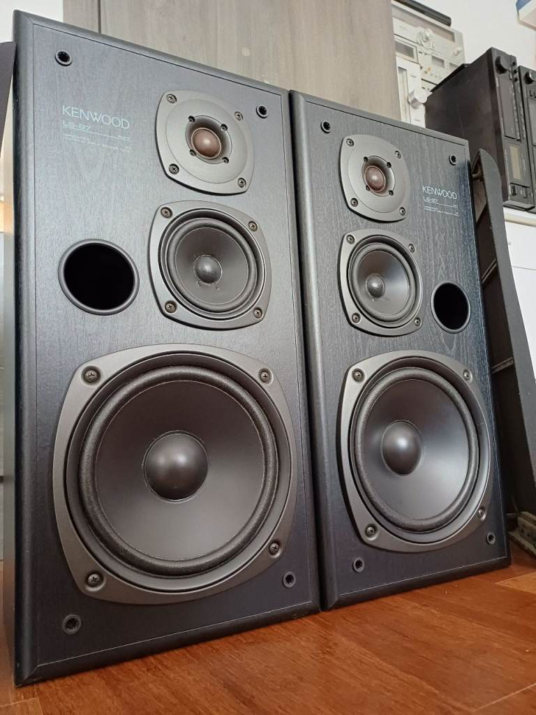 110 watt big heavy quality speakers 