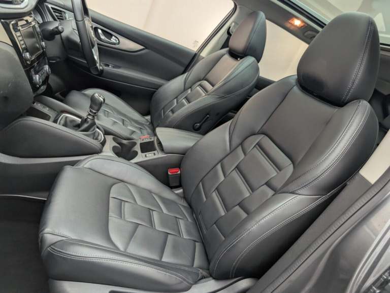 2021 Nissan Qashqai 1.3 DIG-T N-Motion SUV 5dr Petrol Manual Euro 6 (s/s) (140 ps) HILL START A H...