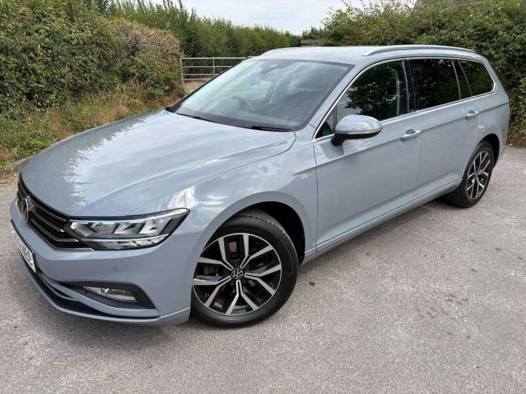 2022 Volkswagen Passat 2.0 TDI EVO SCR SEL 5dr DSG ESTATE DIESEL Automatic