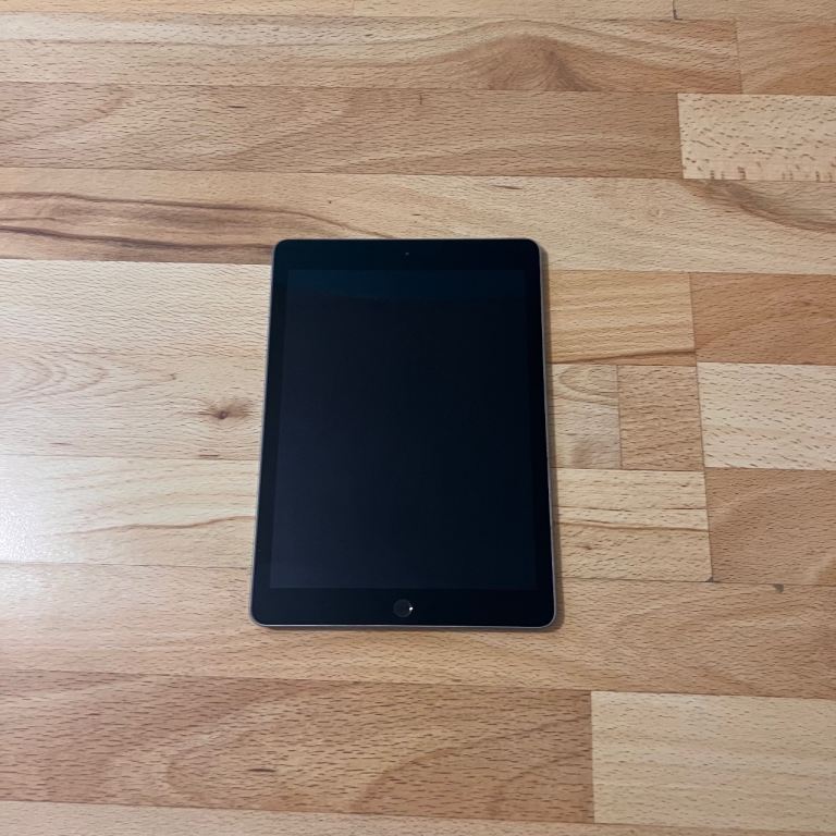 Apple iPad 6th Generation — 32GB, Space Grey, WiFi, Brand New