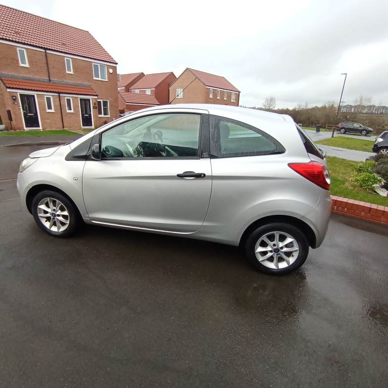 Ford, KA, Hatchback, 2014, Manual, 1242 (cc), 3 doors