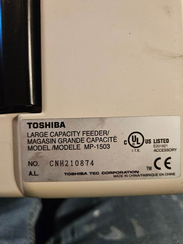 Toshiba large capacity feeder