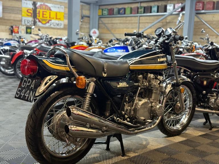 1974 Kawasaki Z1 B 900, restored and owned by Allan Millyard, outstanding, px 