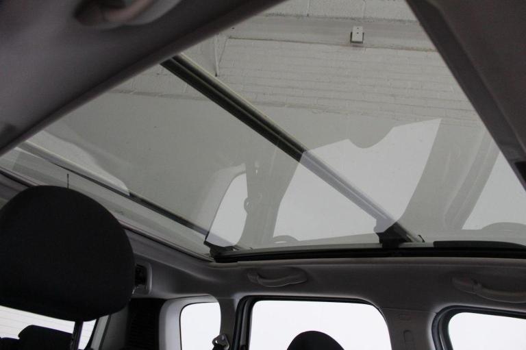 CITROEN C3 PICASSO 1.6 HDi Selection Euro 5 5dr 2015