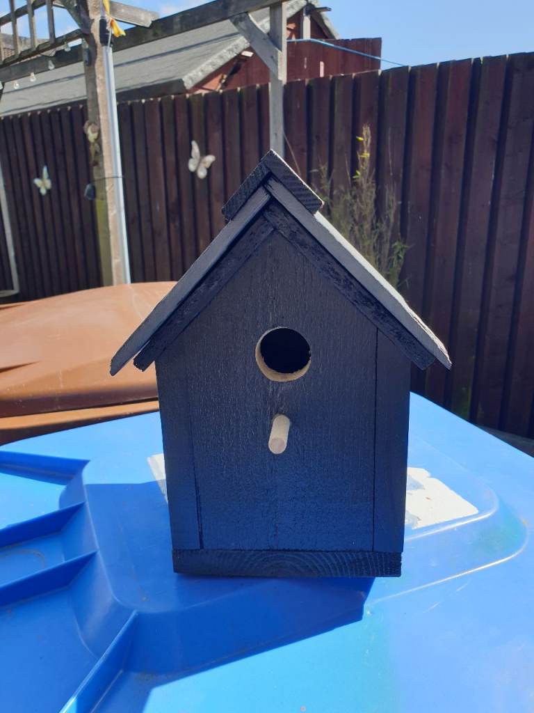 Bird nesting boxes