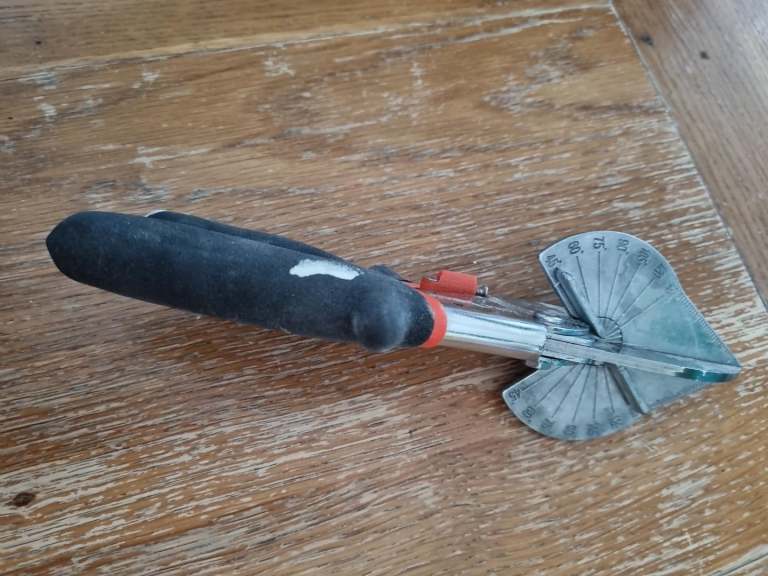 Angle Shears Hand Tool – Good Condition