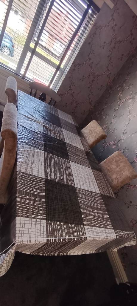 Dining Table with 6 Chairs - Glass Top and Wooden Base