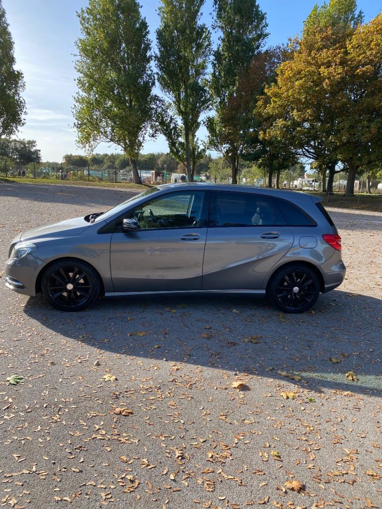 Mercedes-Benz, B CLASS, MPV, 2012, Manual, 1796 (cc), 5 doors