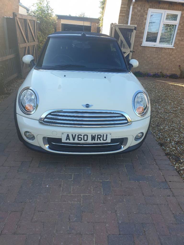 Mini, CONVERTIBLE, Convertible, 2010, Manual, 1598 (cc), 2 doors