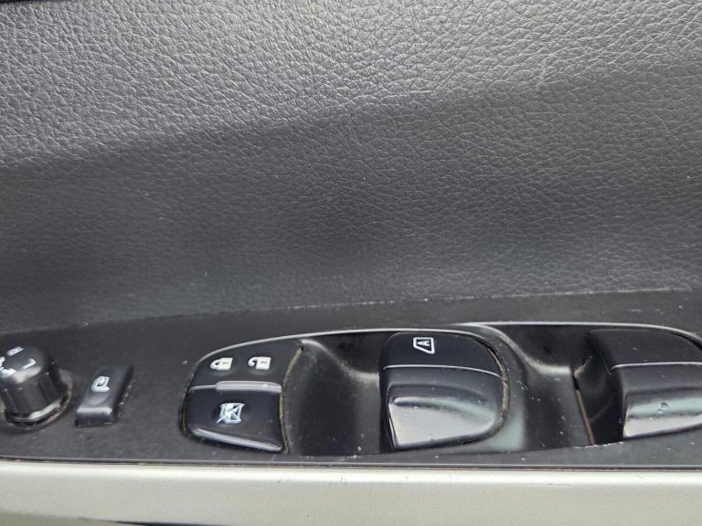 2016 Nissan Navara Double Cab Pick Up Tekna 2.3dCi 190 4WD PICK UP DIESEL Manual