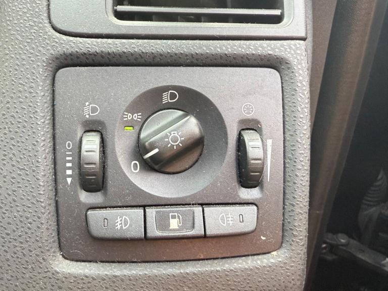 2010 Volvo C30 1.6 R DESIGN 3dr HATCHBACK PETROL Manual