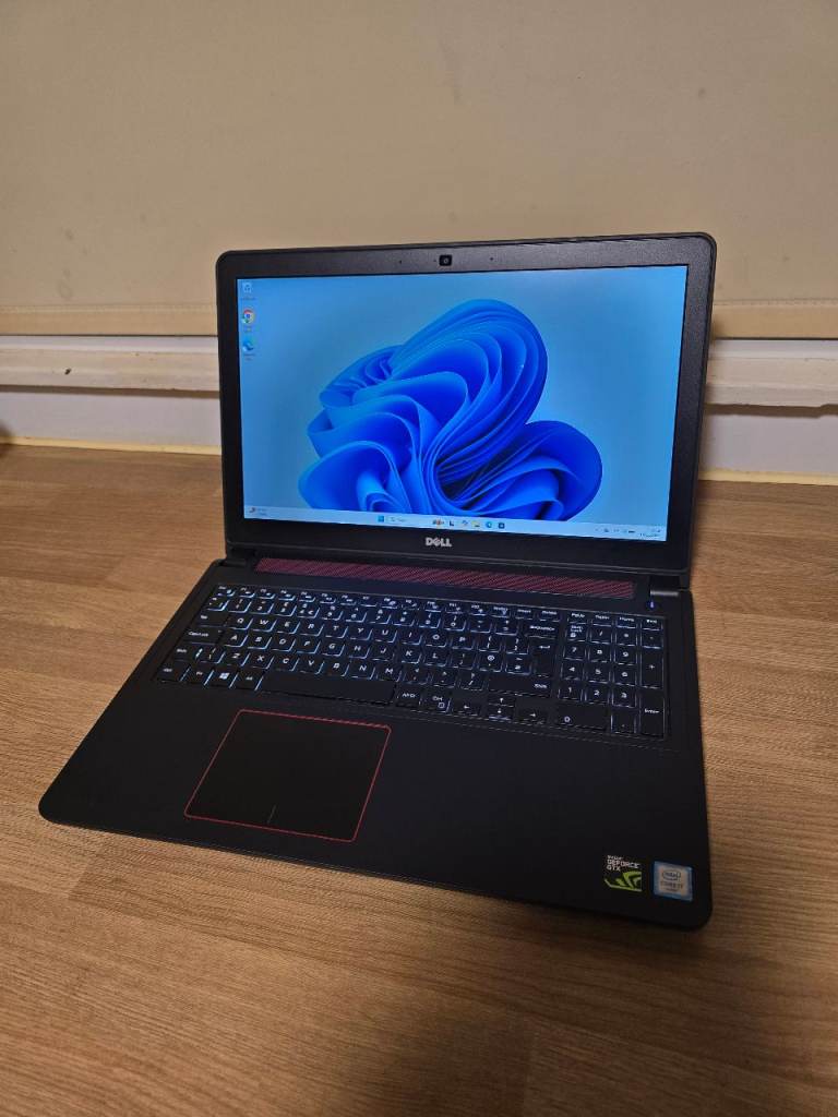 Dell gaming laptop i7 16gb ram 256gb ssd +1tb hdd 