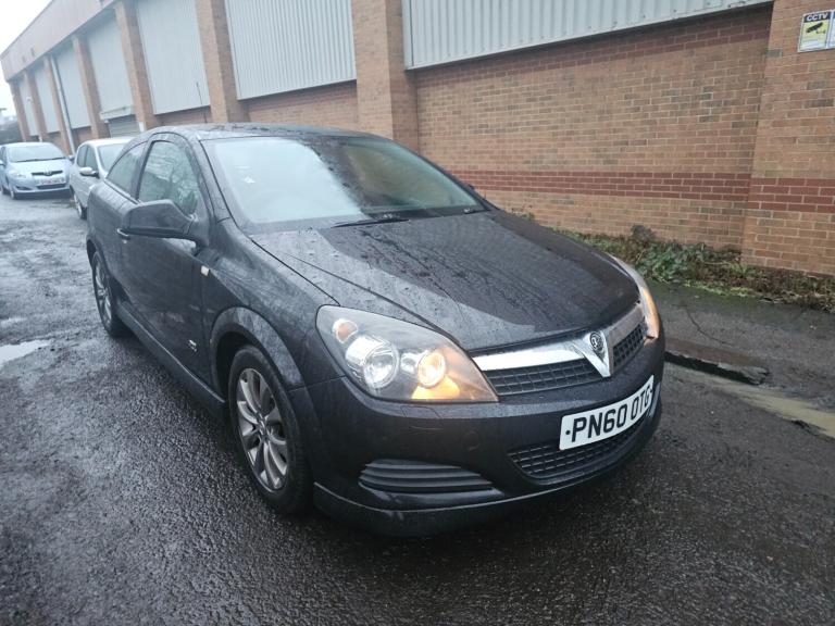 2010 Vauxhall Astra 1.4i 16V Sport 3dr HATCHBACK Petrol Manual