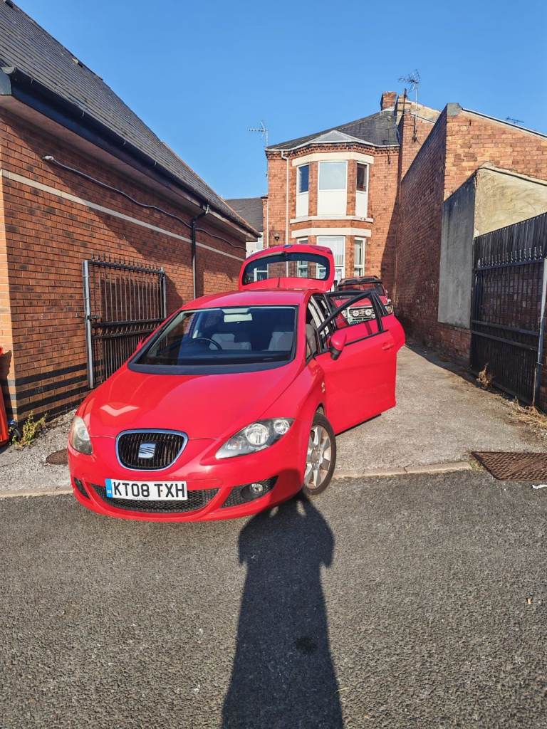 Seat, LEON, Hatchback, 2008, Semi-Auto, 1968 (cc), 5 doors