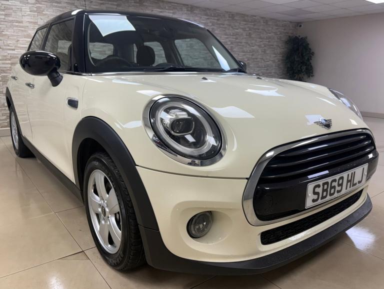 2019 MINI Cooper Cooper Classic Hatchback Petrol Manual