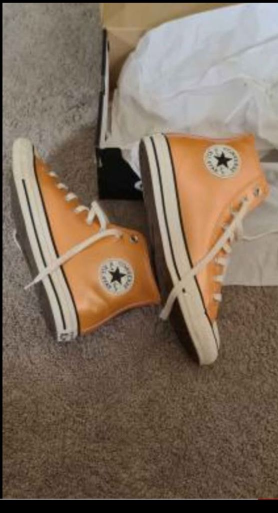 Converse Chuck Taylor All Star Metallic Women's shoes.  Color,  Fresh Peach/Egret/Black.  8.5 UK