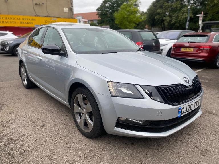 image for 2020 Skoda Octavia 1.5 TSI ACT SE Drive DSG Euro 6 (s/s) 5dr HATCHBACK Petrol Automatic