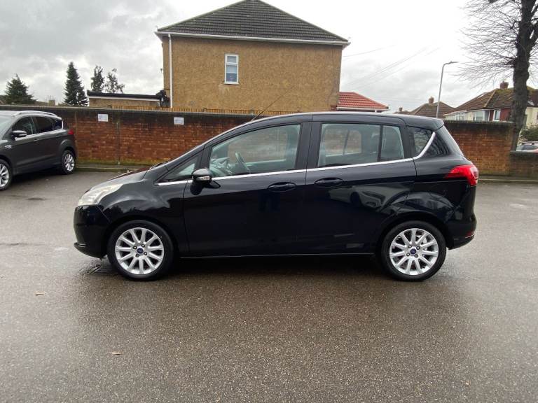 FORD B-MAX  1.0t  ECOBOOST  TITANIUM  2014  IN VGC NEW BELTS NEW MOT  NEW SERVICE  WARRANTY GIVEN