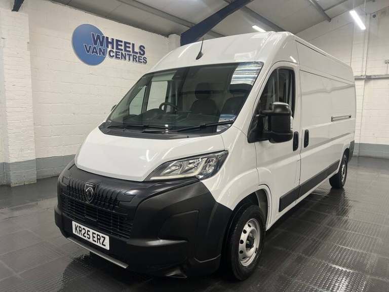 2025 Peugeot Boxer 2.2 BlueHDi 335 Professional Panel Van 5dr Diesel Manual L3 H2 Euro 6 (s/s) Pa...