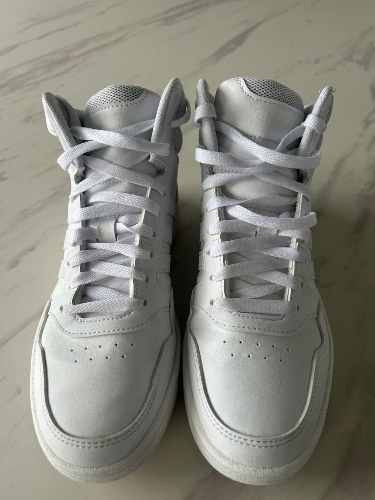 Adidas high tops size 5