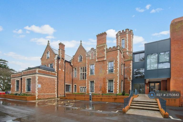 1 bedroom flat in Slough, Slough, SL1 (1 bed) (#2750843)