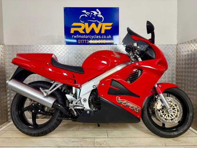 HONDA VFR 750 F 1996 N REG, ONLY 3 OWNERS & 10K MILES FROM NEW, EXCELLENT COND