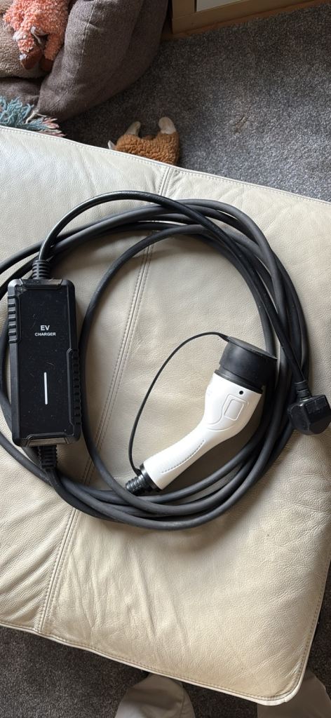 Portable EV Charger - Type 2 - UK 3 Pin Plug - 5 metres