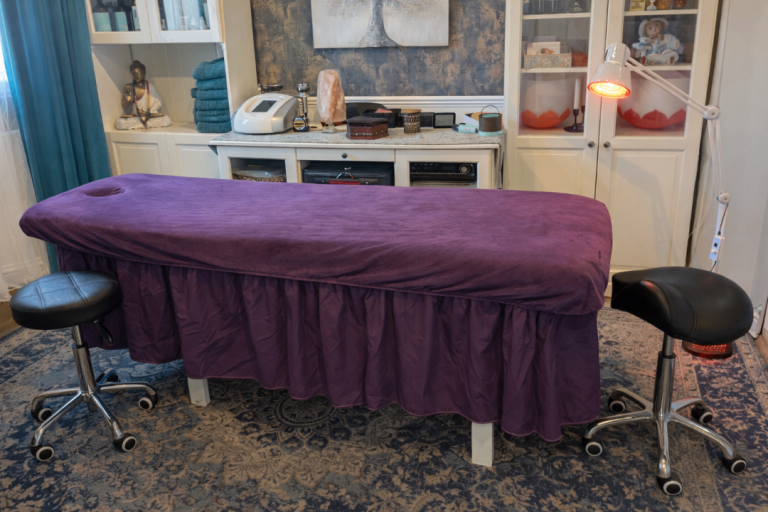 Professional Massage Therapy Equipment – Excellent Condition – Must Go Before Easter