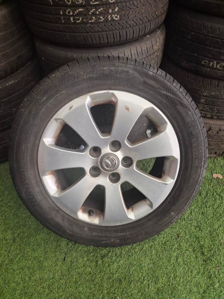 Vauxhall Insignia 09-17  245/45R 18 Inch Alloy Wheel