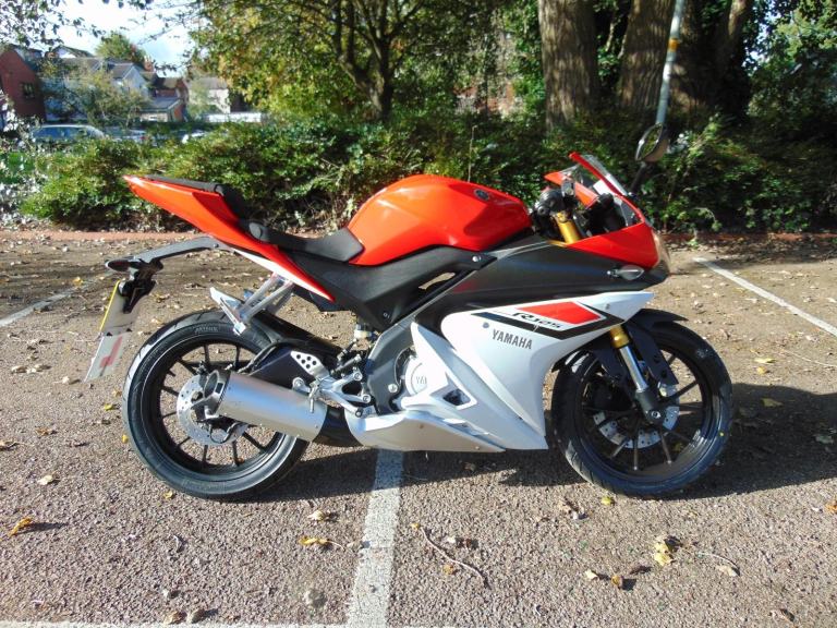 Yamaha YZFR125 YZF-R125 R125 2015 MODEL, 9K MILES, CAT N REPAIRED