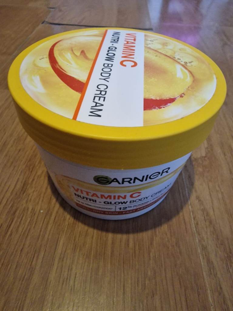 Garnier Vitamin C Nutri-Glow Body Cream
