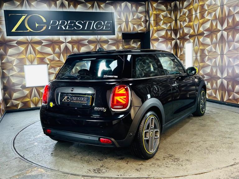 2020 MINI Electric Hatch Cooper SE 32.6kWh Level 2 Auto 3dr HATCHBACK Electric Automatic